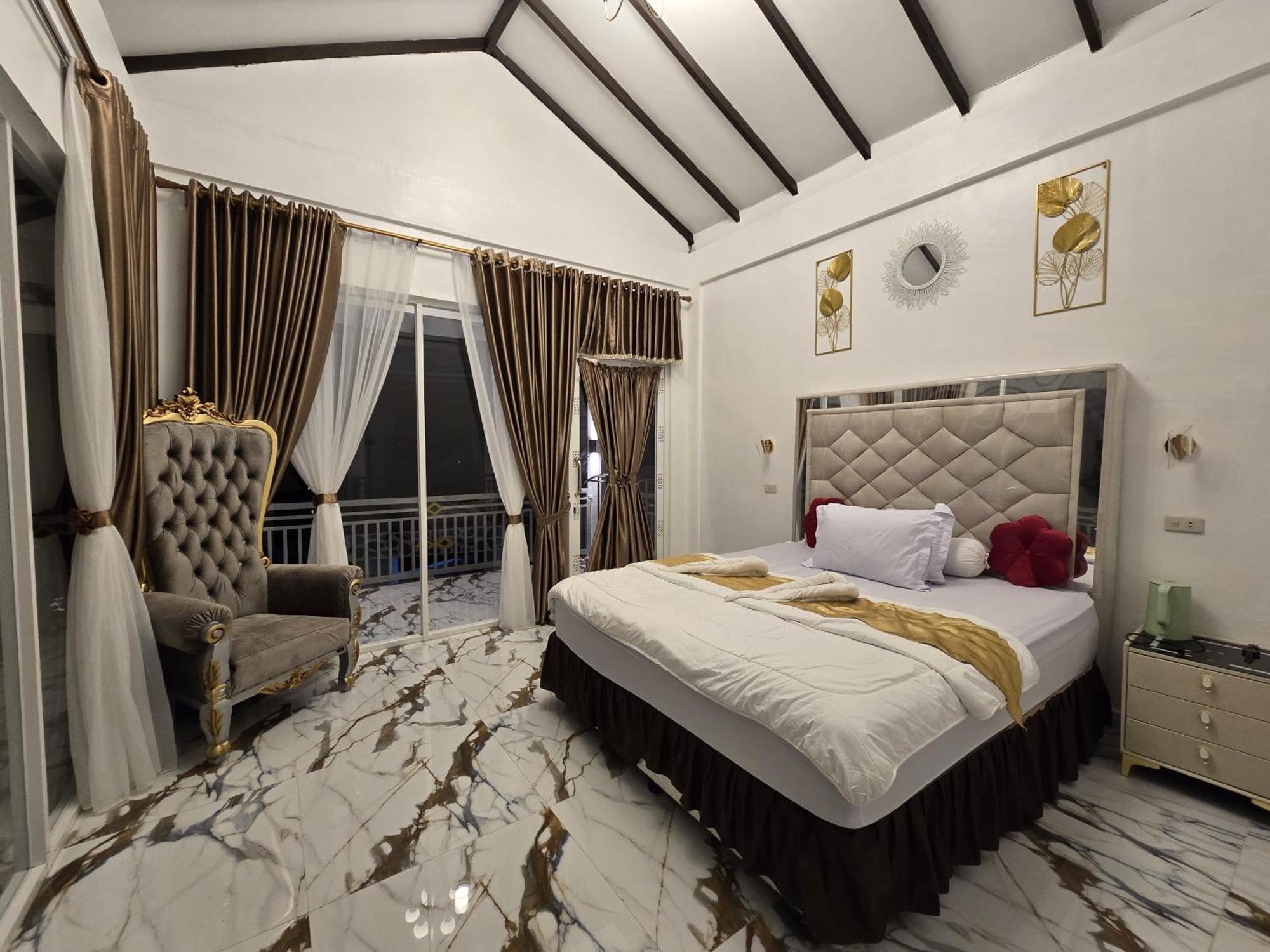 Thomas' Retreat Bukit Lawang Hotel Екстериор снимка